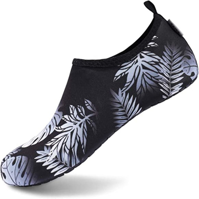 Slip On Printed Aquatic Shoes For Men And Women