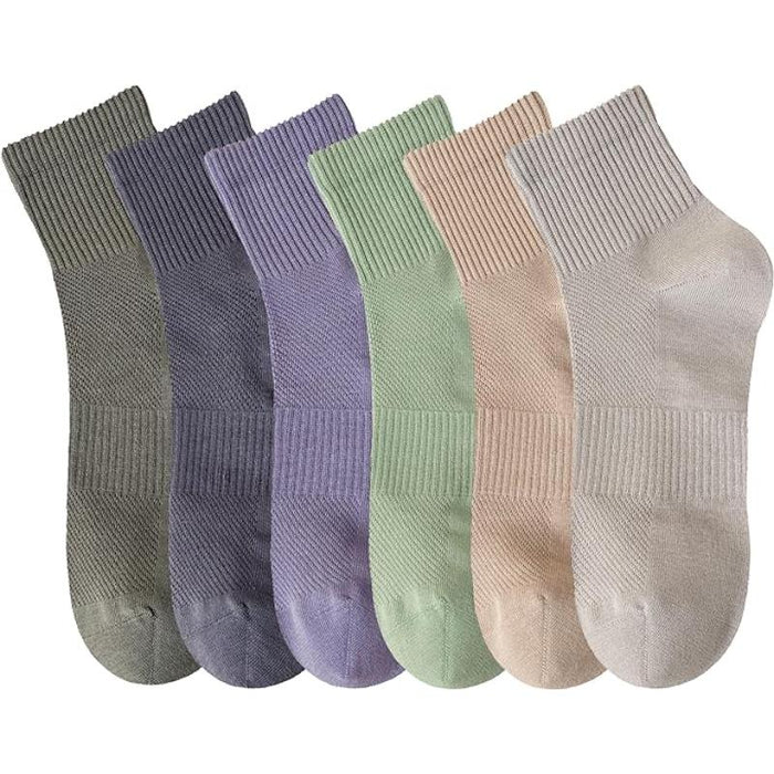 Pair Of 6 Women Solid Colored Low Cut Socks