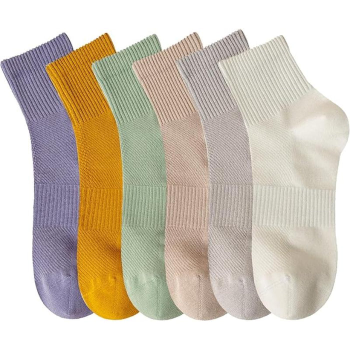 Pair Of 6 Women Solid Colored Low Cut Socks