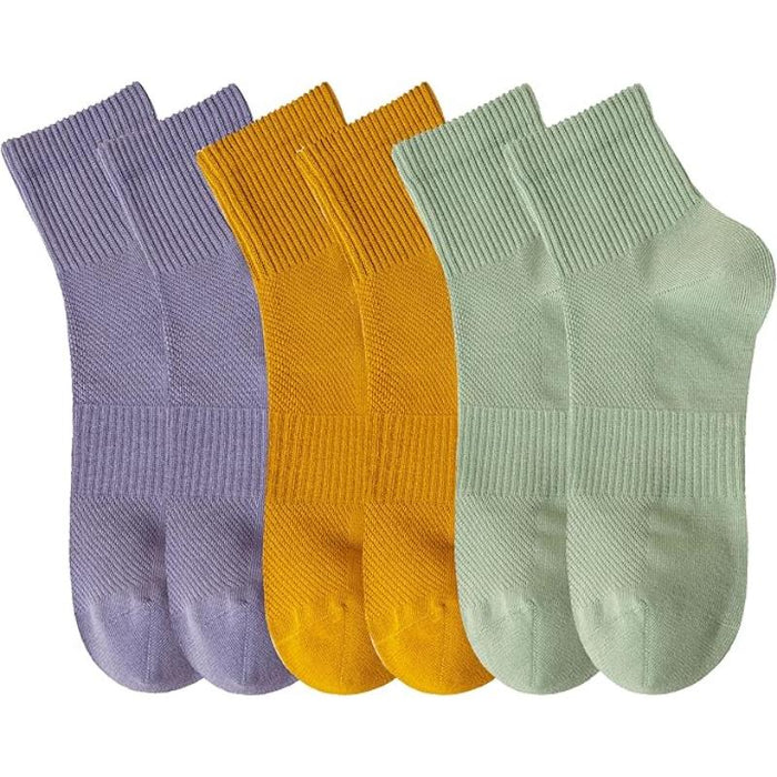 Pair Of 6 Women Solid Colored Low Cut Socks