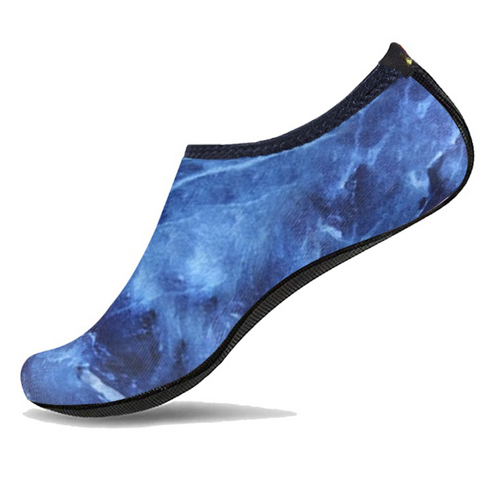 Unisex Blue Clouds Vibe Printed Aquatic Shoes